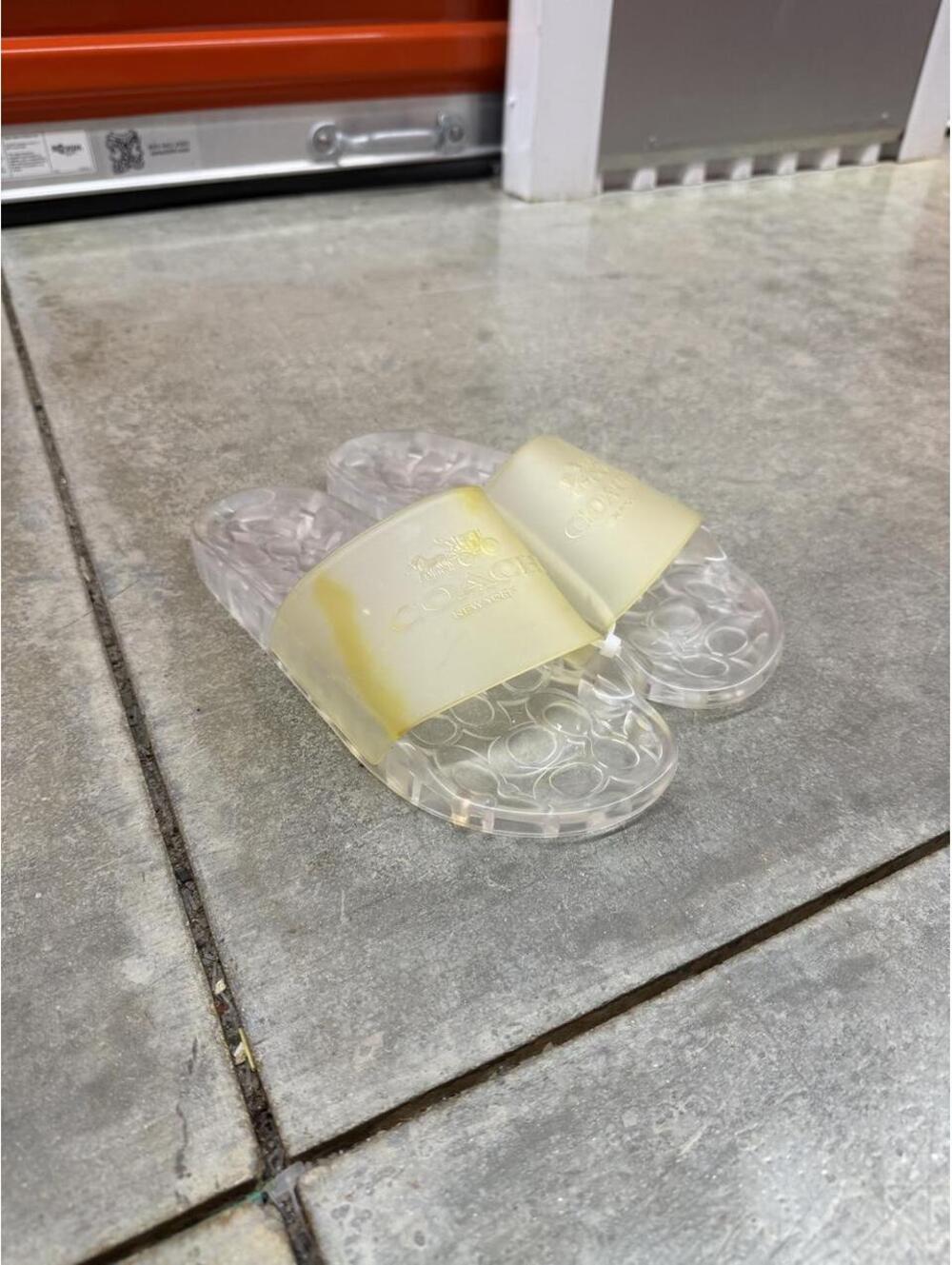 coach ulyssa clear jelly slides size 8 WOMENS